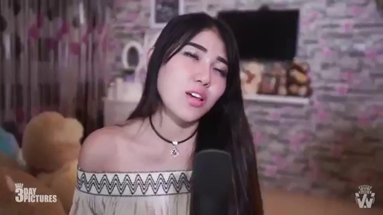 dangdut koplo Despacito, nella kharisma bikin geger