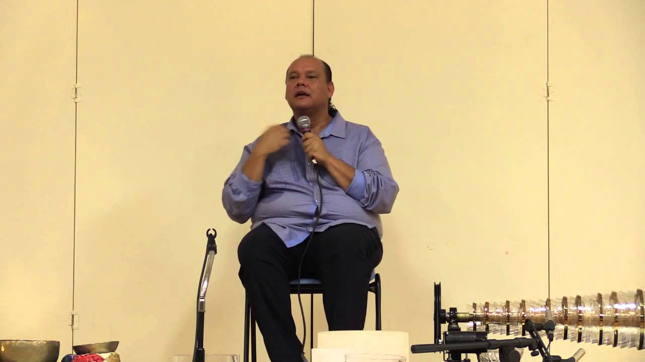 Jason McDonald gives Psychic Readings at The Infinite Connection Gathering