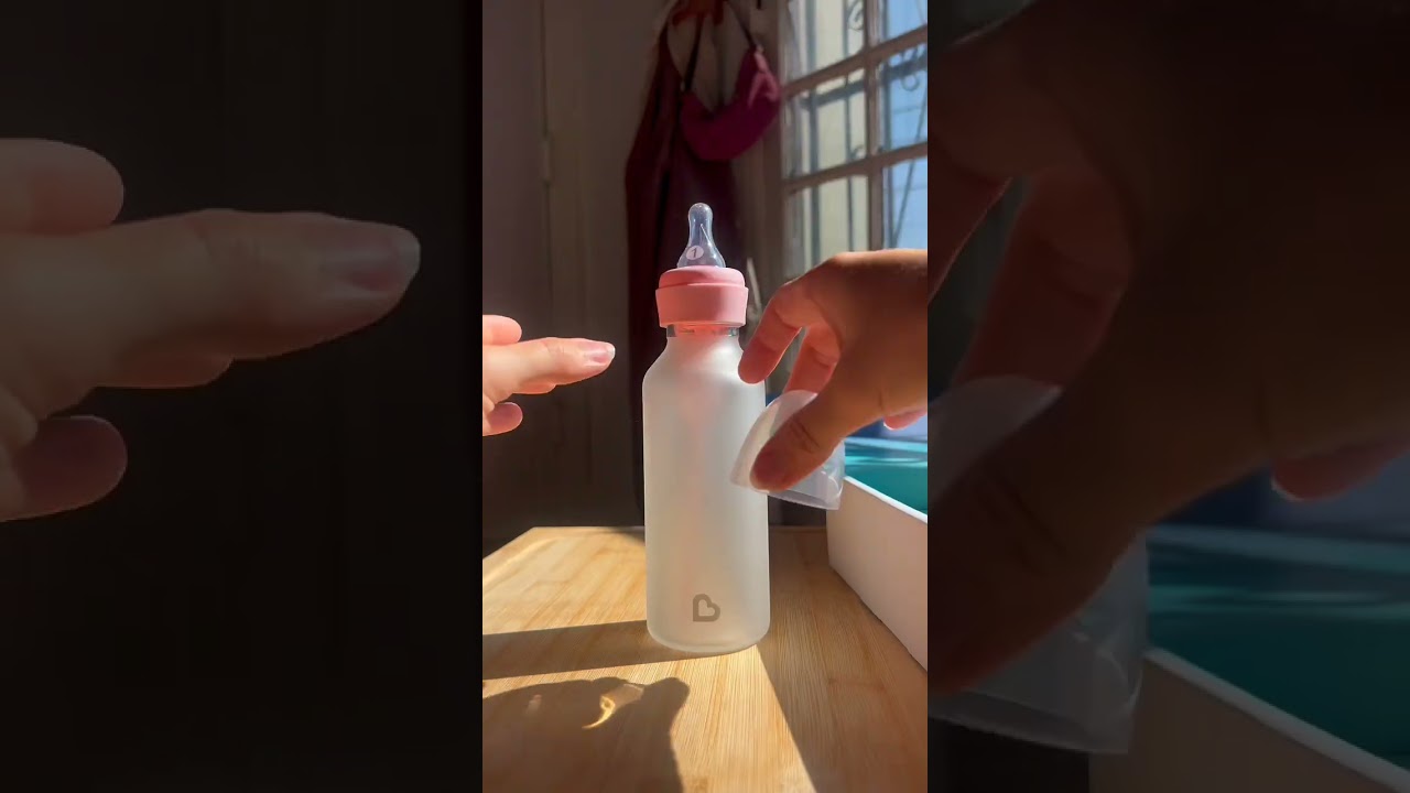 Reminder: Bond&reg; Silicone Glass Bottles are designed so milk never touches plastic. #parentinghacks