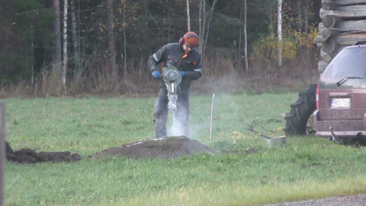 PELTOKIVEN PALOITTELU PORALLA JA KIILOILLA