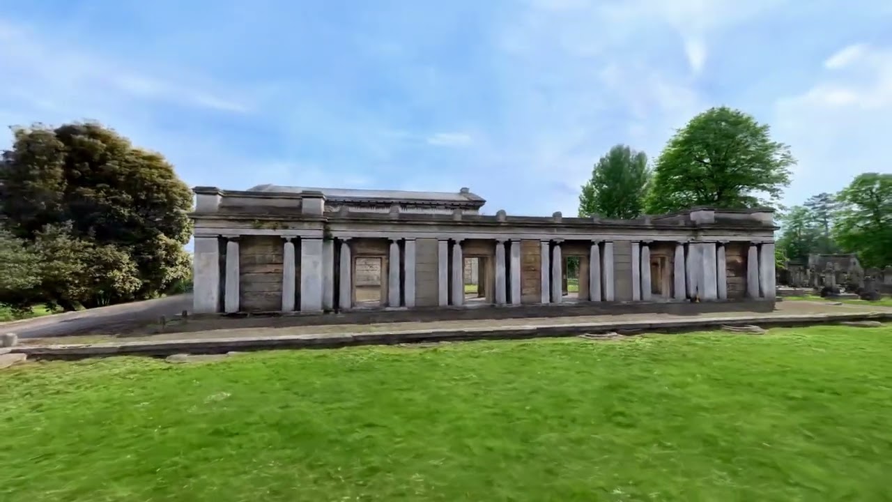 3D Gaussian Splatting + Insta360 X5 - Kensal Green Cemetery, London - Brush / Unity