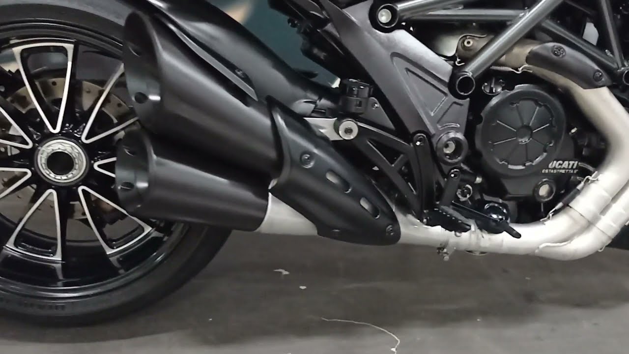 Ducati Diavel Dark 2018