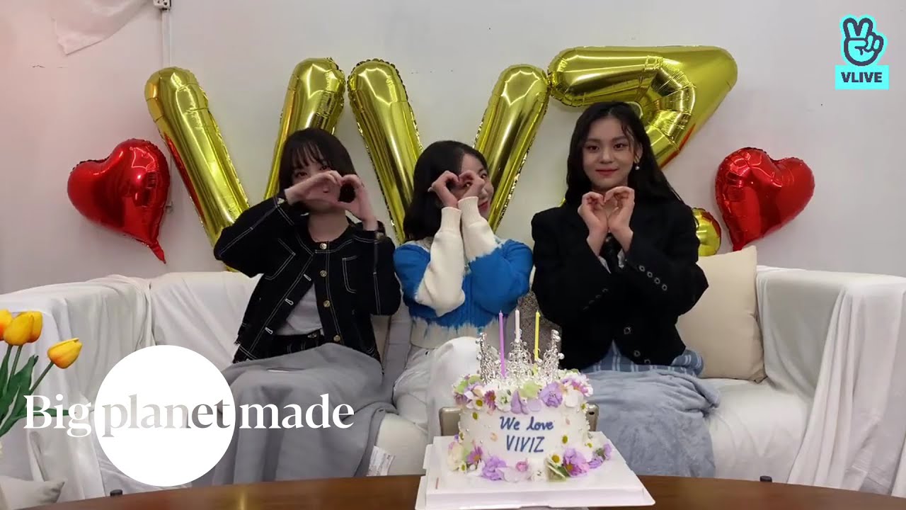 [V LIVE Replay] VIVIZ (비비지) | 경력직 신입 'VIVIZ' 브이앱 첫출근이Z!