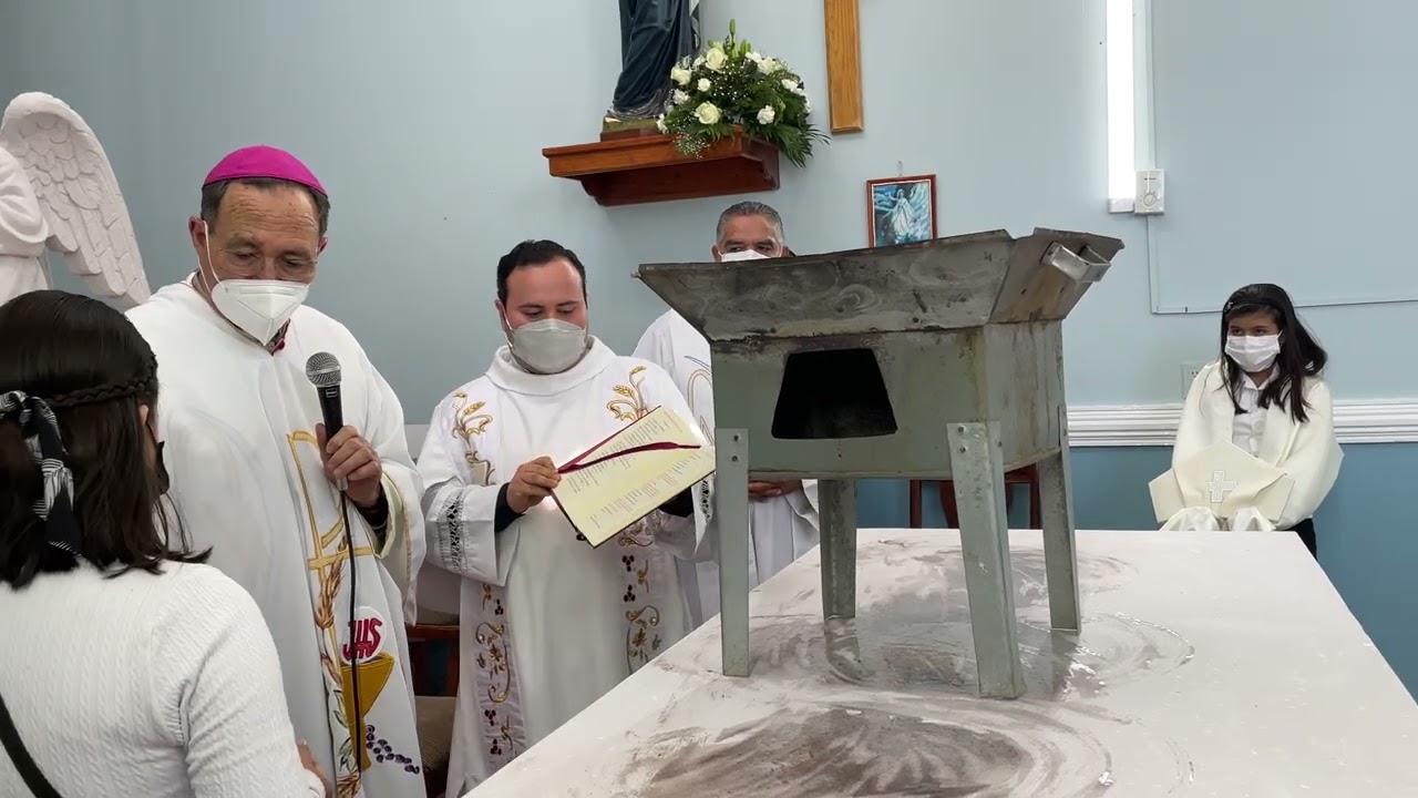 Bendición del altar la pila bautismal