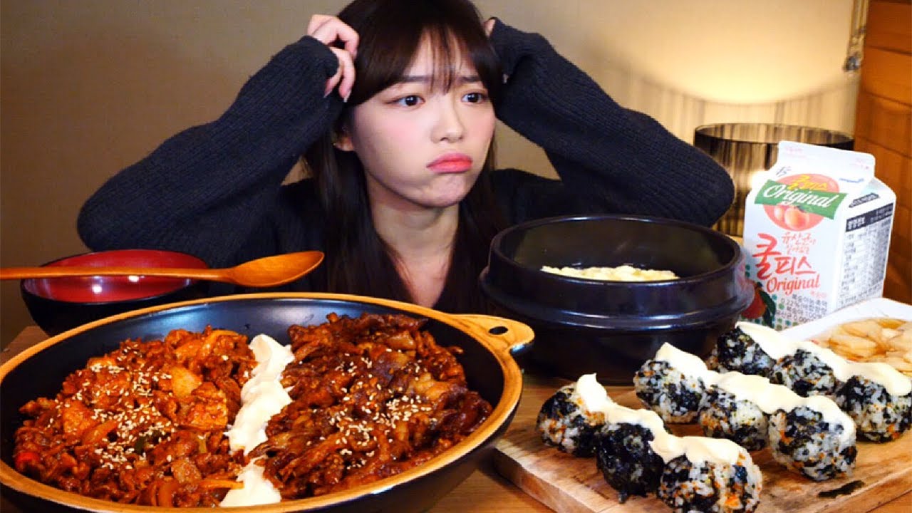 나 오늘 예민해⚡오돌뼈와 무뼈닭발 주먹밥 먹방🔥(말많음 주의) / Mukbang Eating Show