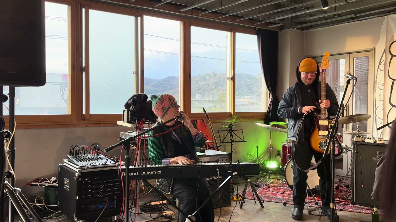 Veda Hille (Nicholas Krgovich + Thom Gill）