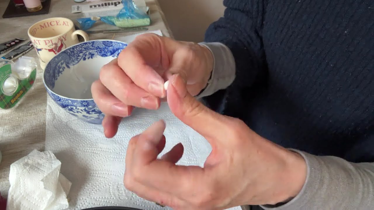 Решение за 10 минут: Восстановите скол на кружке с помощью Milliput (быстро и легко) 🎨