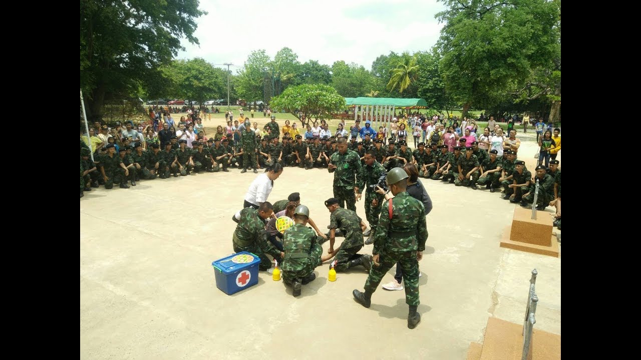 พลทหารเซอร์ไพรส์แฟนสาว ขอแต่งงาน ร8.พัน3