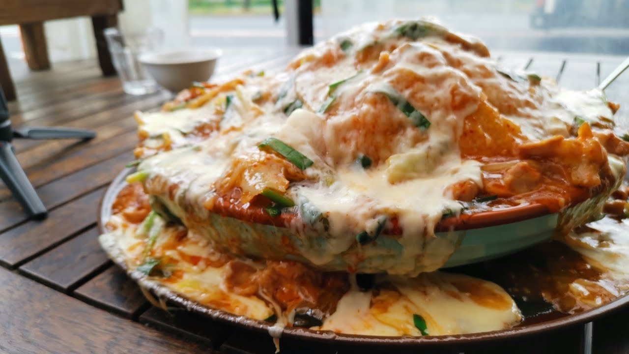 大食い→チーズダッカルビ丼俵盛り6,5kgを俵飯で食べた。
