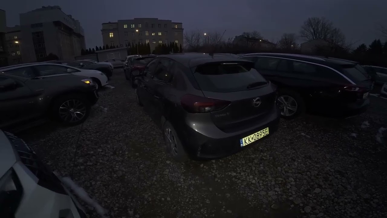 Combien d'airbags a l'Opel CORSA F Electric (2019 - aujourd'hui) ?