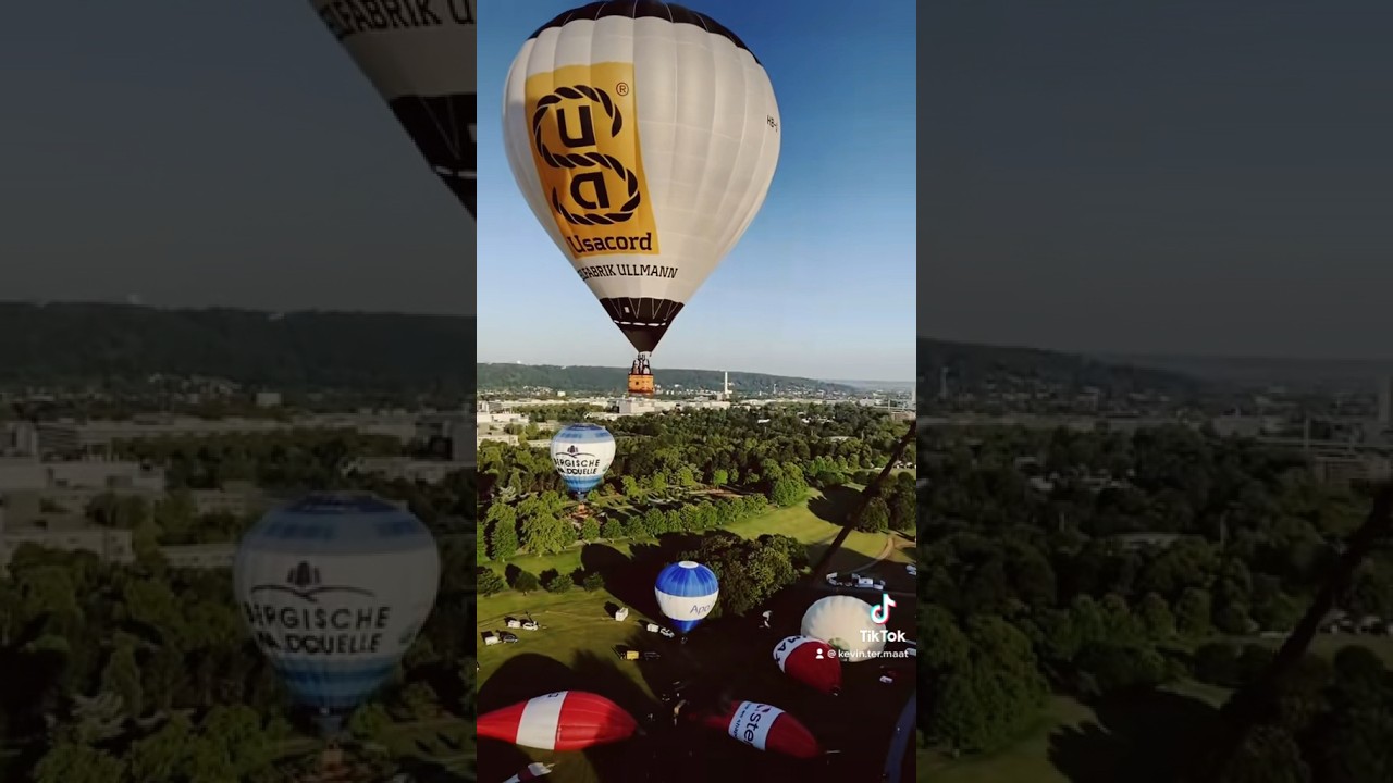 FLYING AT A BALLOONING FESTIVAL IN BONN #skytours #ballooning #hotairballoons #flying #fy