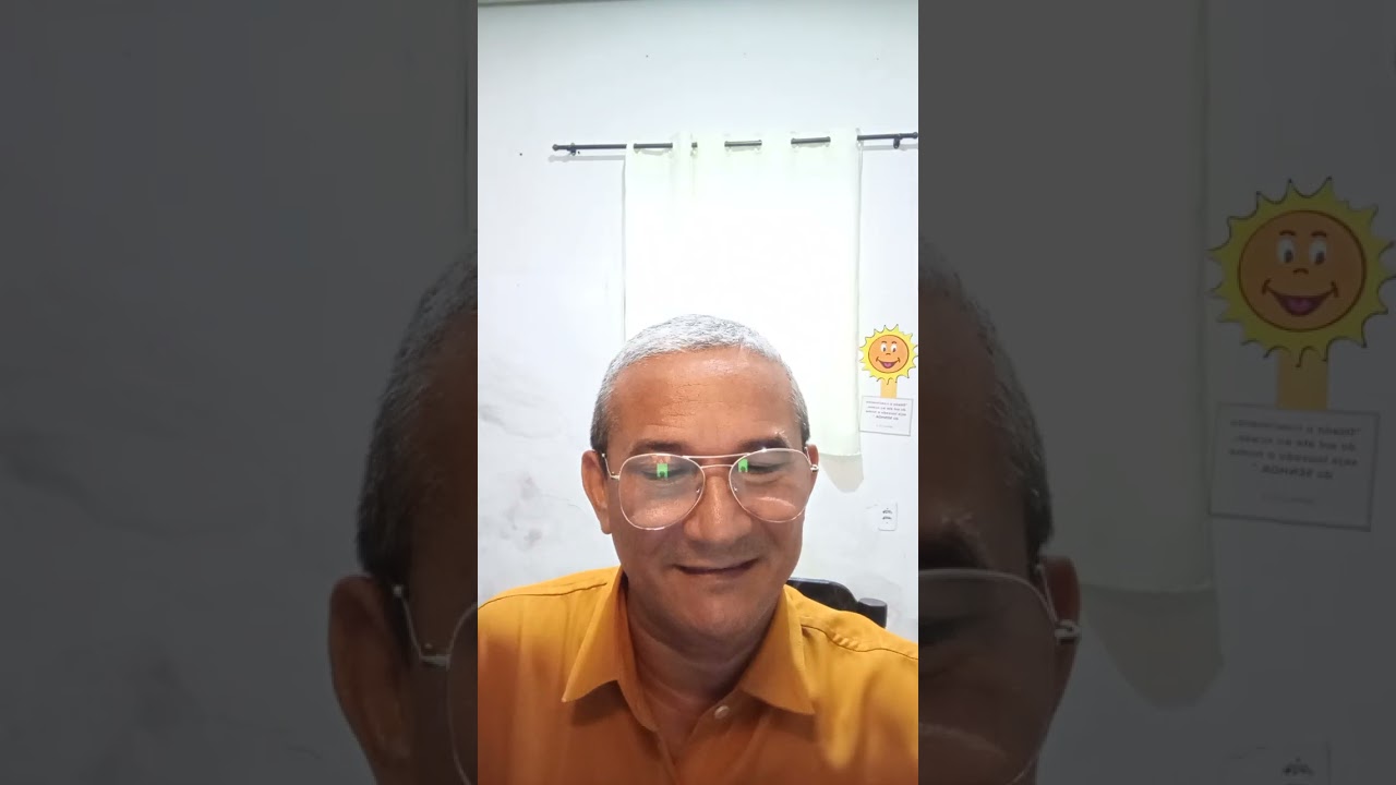 DEUS abençoa os que se contentam com o que têm.