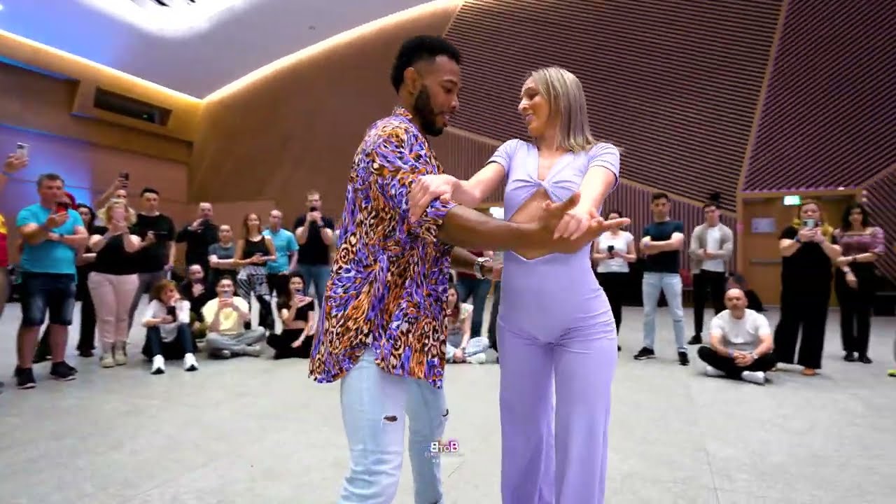 Ronald y Alba bachata demo BtoB Dance Festival 4-6 April 2025  65 € Full Pass Autumn Edition 👇