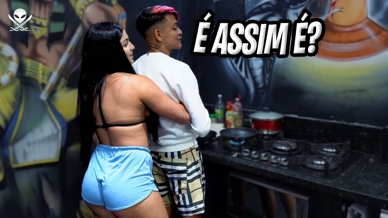 Cremosinho aprendendo a cozinhar 