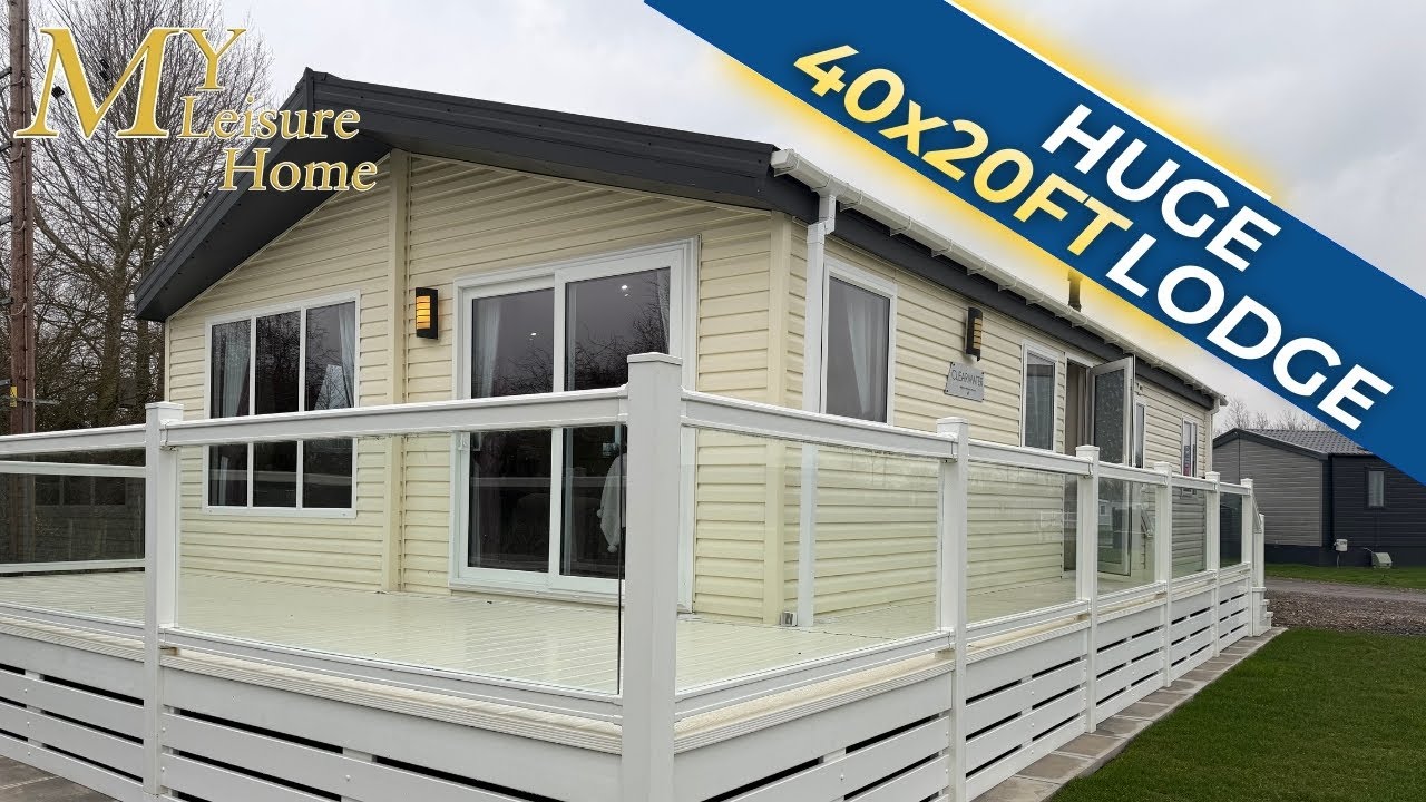 TOUR THE STUNNING 40X20FT 2 BEDROOM WILLERBY CLEARWATER LODGE SITED WITH DECKING NEAR SKEGNESS!
