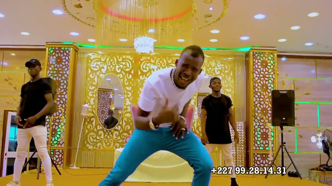 Mai_-_wuri_yazo_-_Video_Officiel