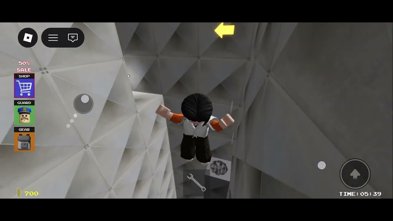 Escape from prison cell how many peoples play this game tell me In comment 