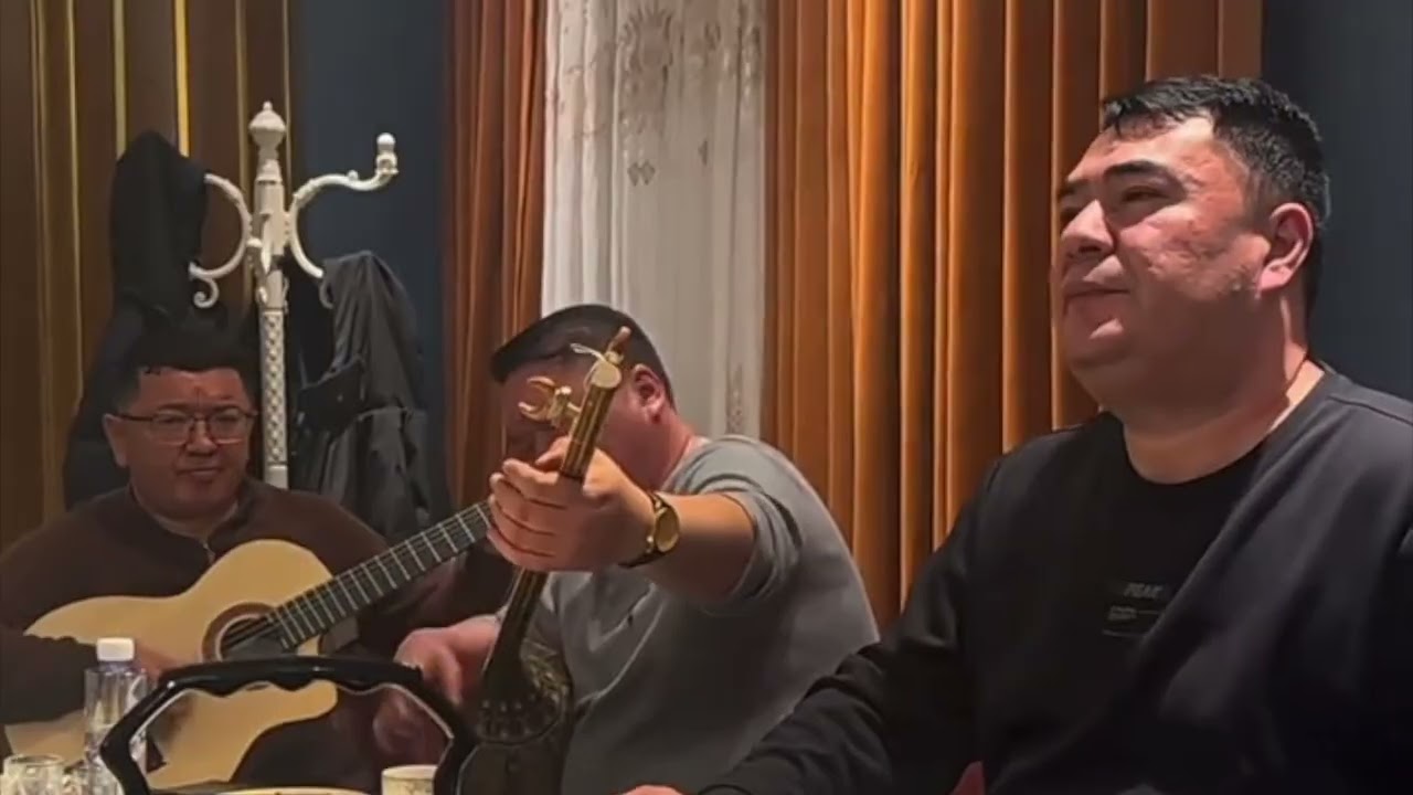 Uyghur Pop - Mejnuntal