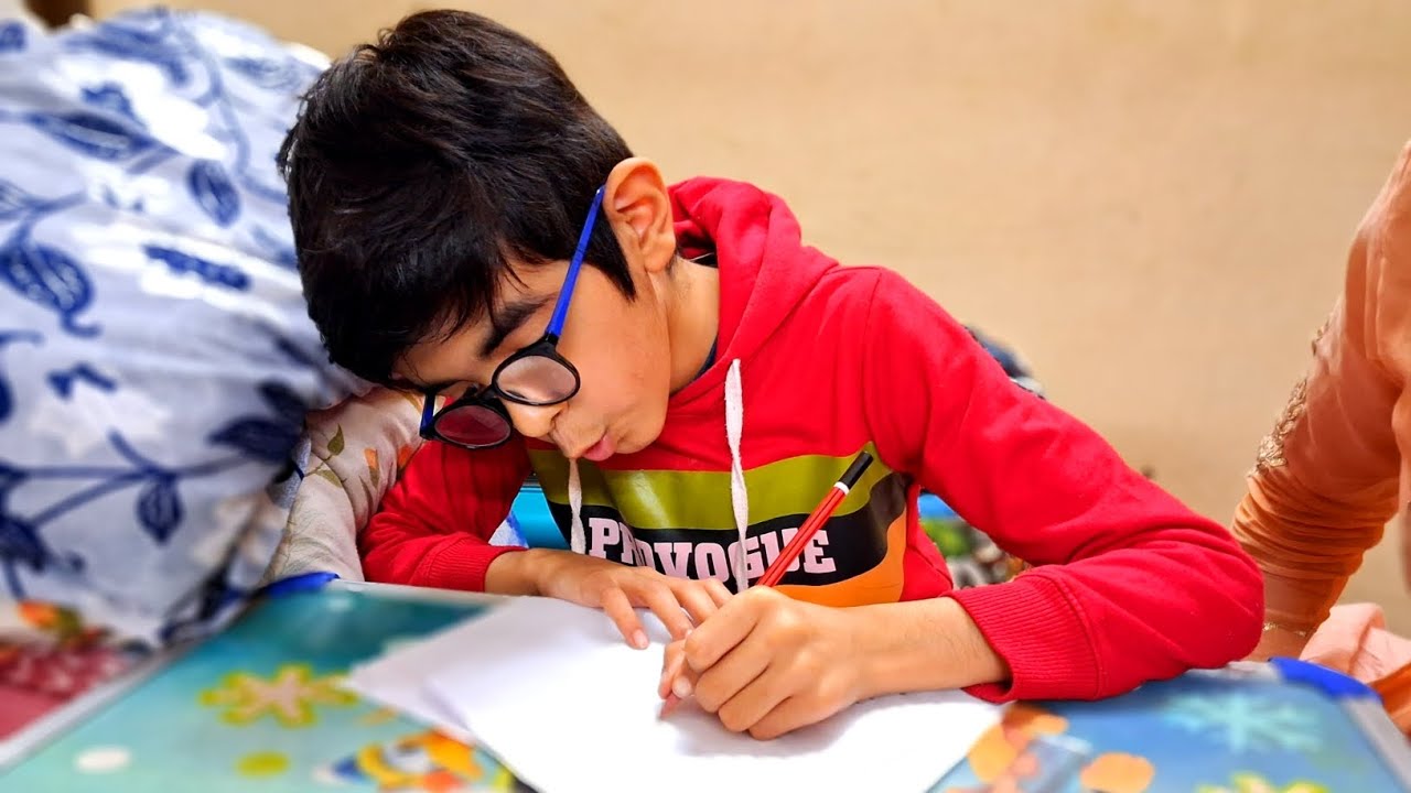 Jaiyaan ke exams start ho gaye 😜