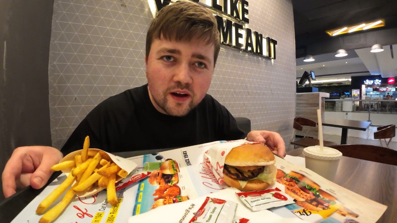 Trying Carl’s Jr for the First Time in India 🇮🇳