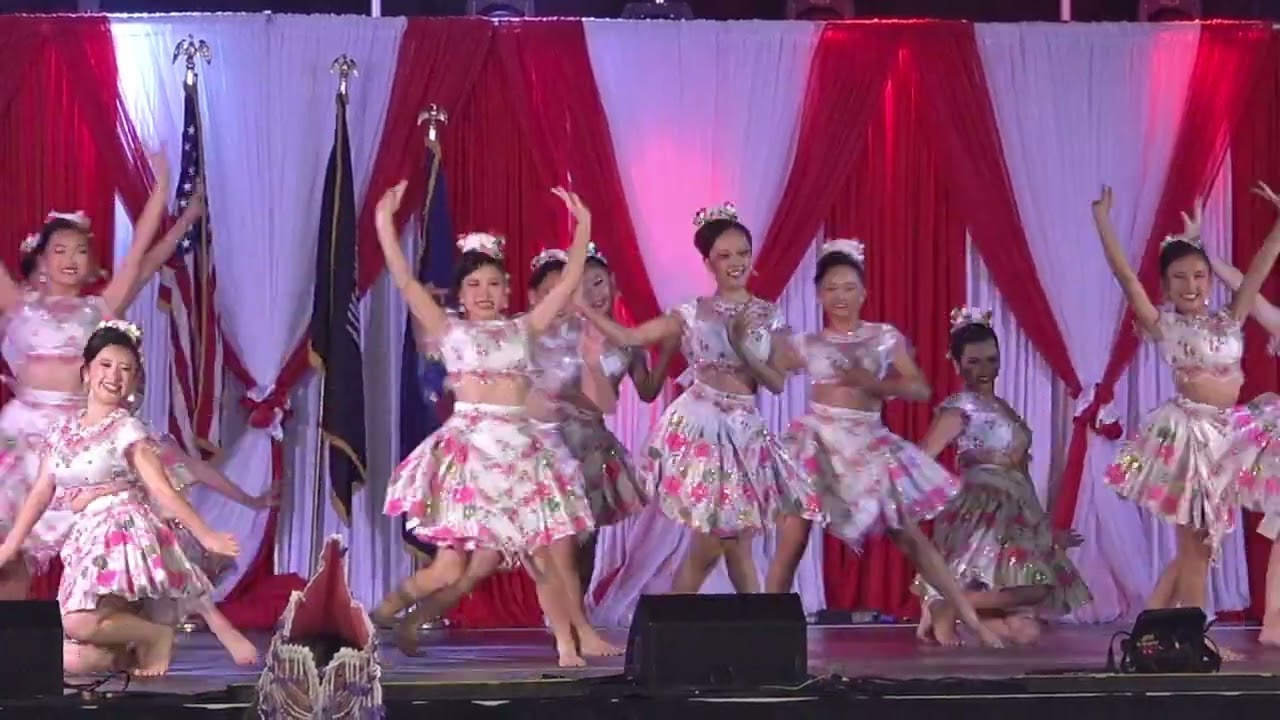 Ntxhais Ntsa Iab ( 2nd Place )  Madison Hmong New Year 2024-25