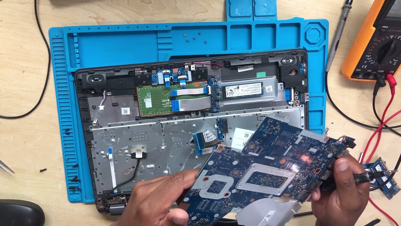 Ноутбук HP 250 G6 (DKL50/CSL52 LA-E821P REV: 1.0) включается, но дисплей не работает