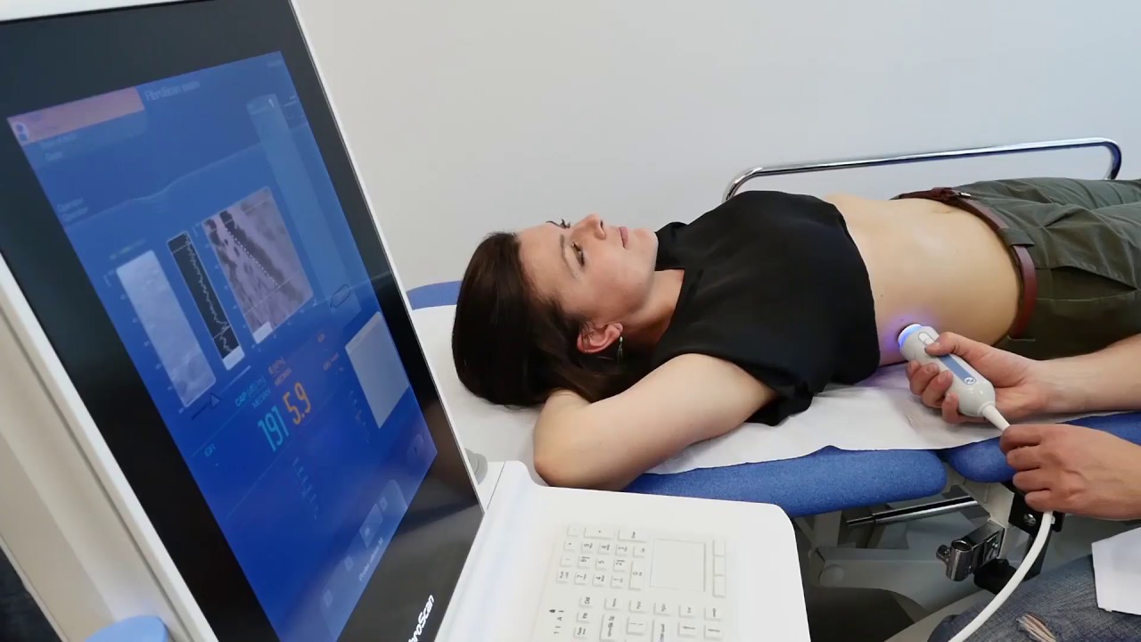 Baku Clinic-in peşəkar radioloqu Dr. Azər Qasımovun 