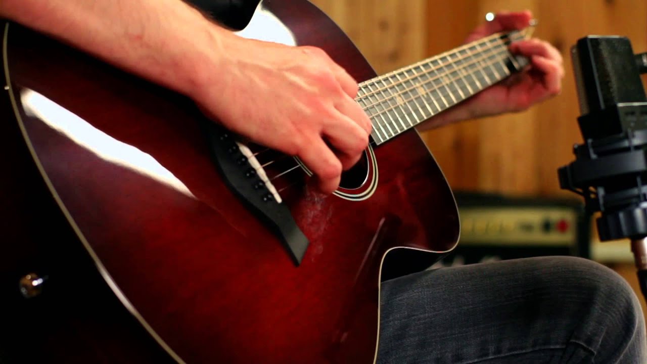 Taylor M522 Grand Concert Acoustic Guitar Demo