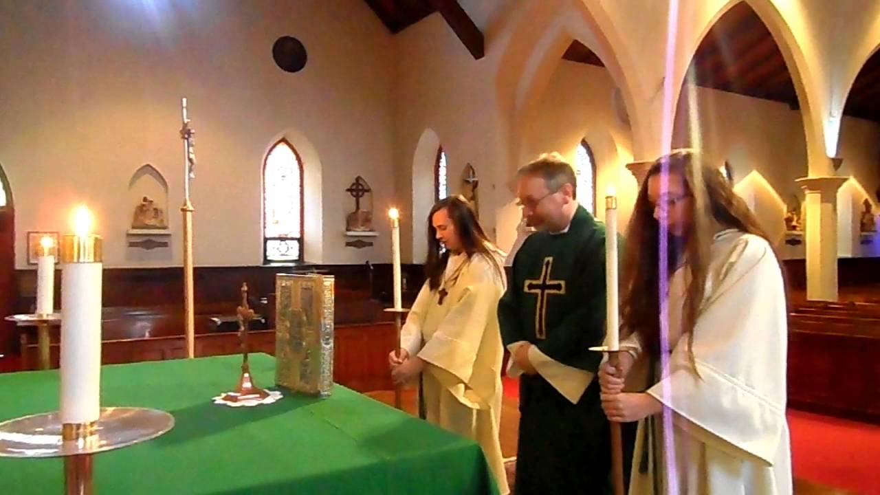Altar Server Training 7: Candles During the Gospel