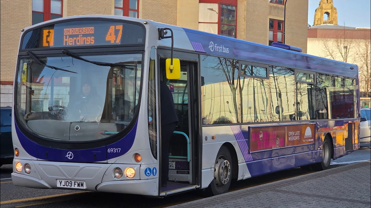 First South Yorkshire 69317 YJ09 FWM Volvo B7RLE Wright Eclipse Urban 