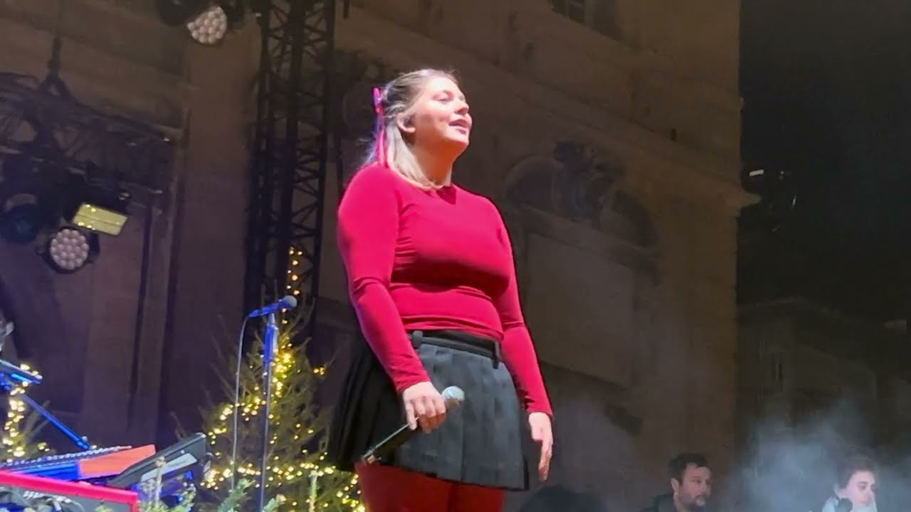 LOUANE - LA PLUIE (Marseille 14.12.2024) #louane #concert #solo #live #musique #marseille #noel