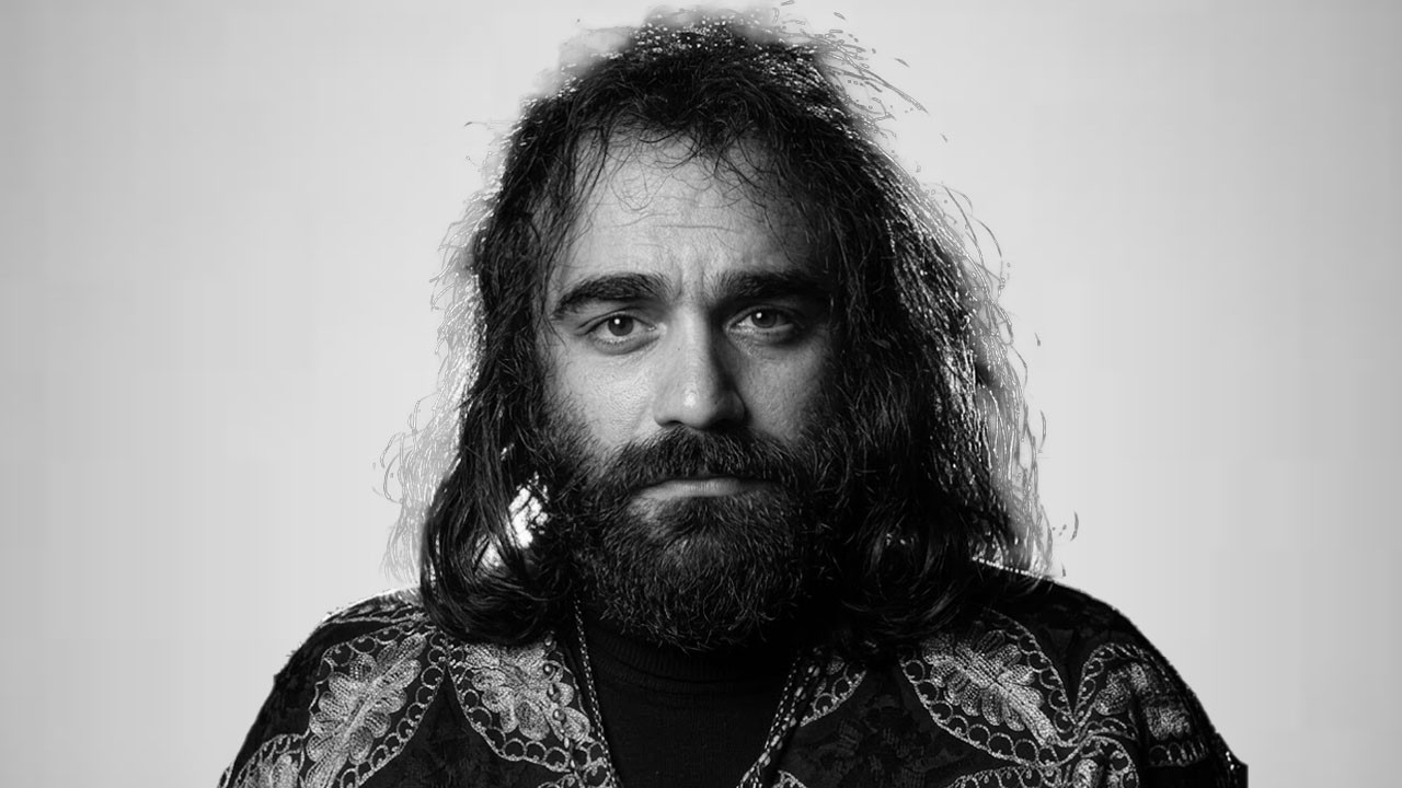 Η ζωή και το τραγικό τέλος του Demis Roussos