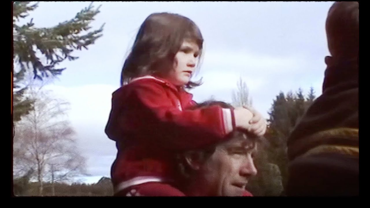 Jenny Mitchell & The Mitchell Twins - The Bush & the Birds (Official Music Video)