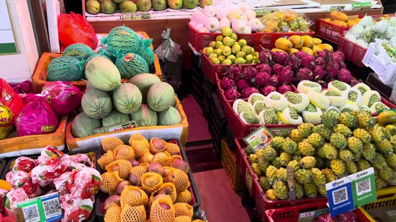 Рынок в Китае 🇨🇳 Санья, Хайнань. Фрукты , рынок для местных . Обзор продуктов
