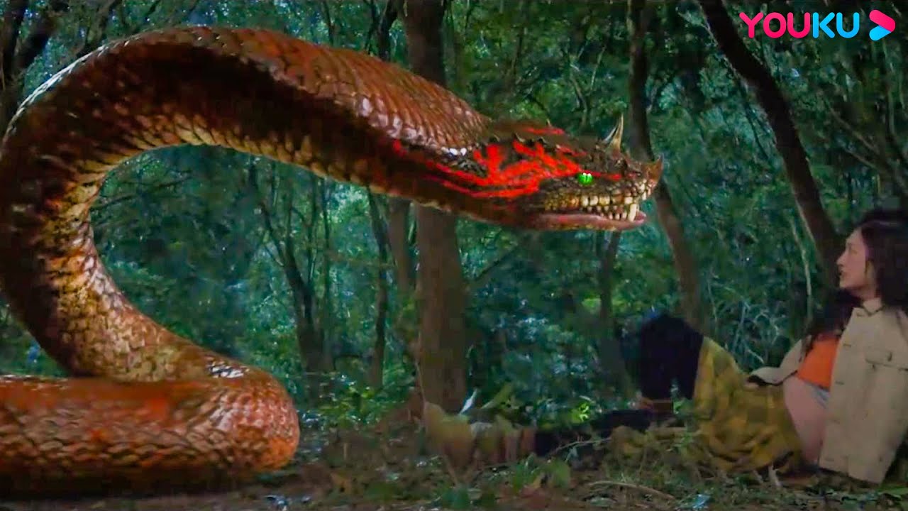 The crowd trapped the Hydra, just missing the final shot! | Variation Hydra | YOUKU MONSTER MOVIE