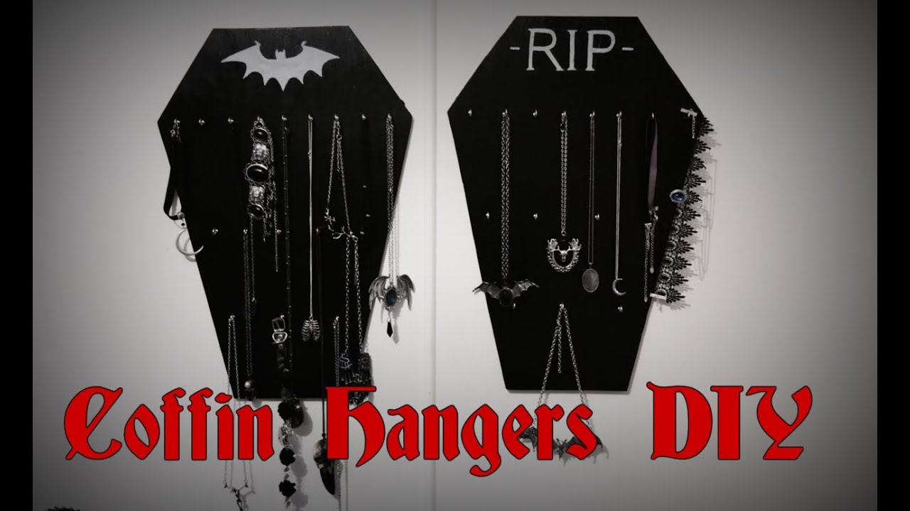 COFFIN HANGER D-I-Y || Gothic Homewares + GIVEAWAY!