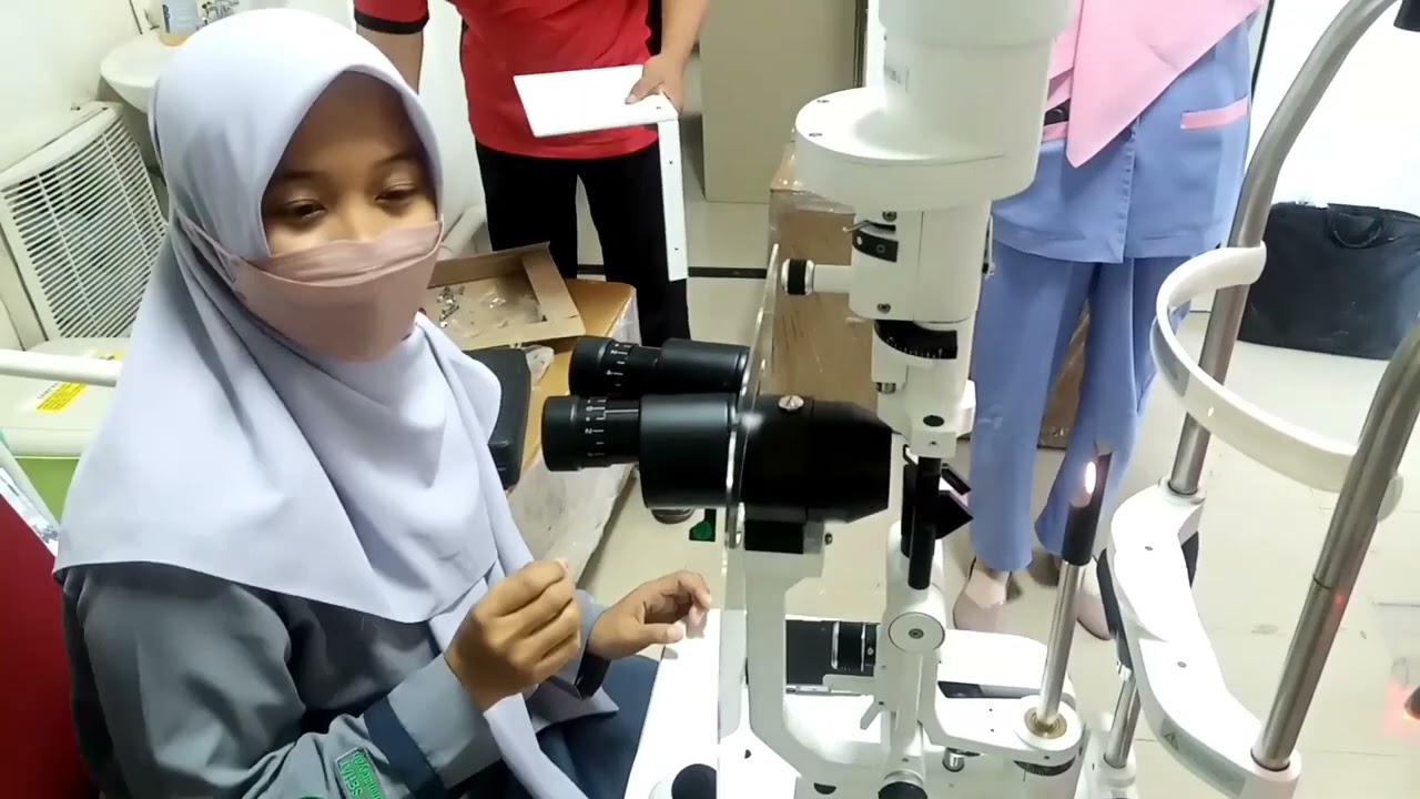 PROSES UJI FUNGSI SLIT LAMP ALAT UNTUK MENGECEK KEADAAN MATA