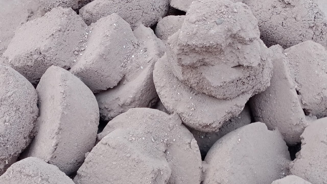 ASMR: Soft  Crispy Brown Sand Dry Crumbling on Floor#relaxingsounds#asmrcommunity #asmr