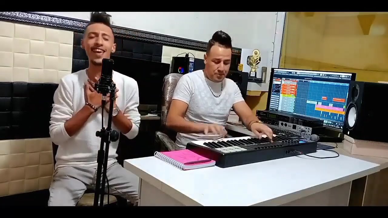 جاسم الصغير🎤 وا الميسترو عمار خليفي🎹.عايش سيلبتارFt 📩💍Ammar khelifi🎹Djassem Sghir