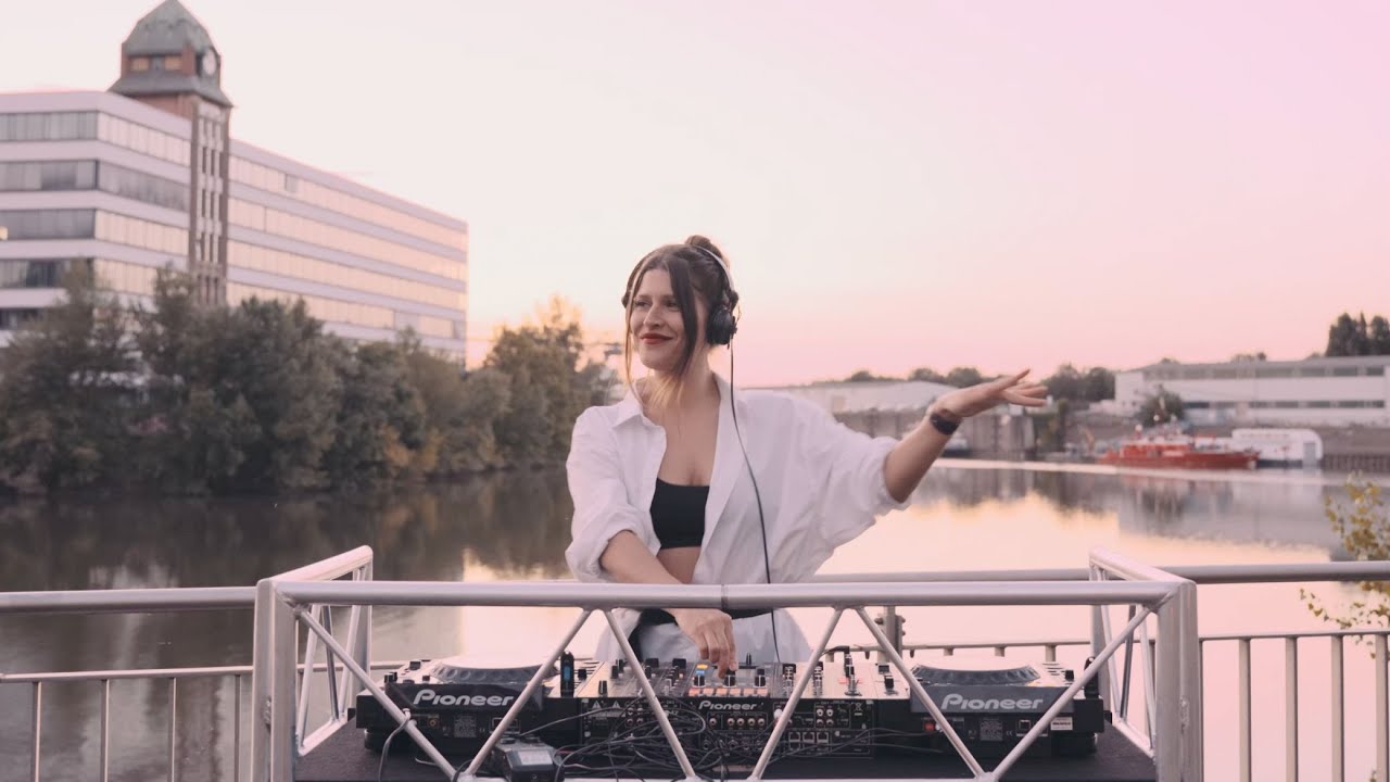 Helen&Boys Sunset DJ Set on the Düsseldorf Riverside | Melodic Techno & Progressive House Mix