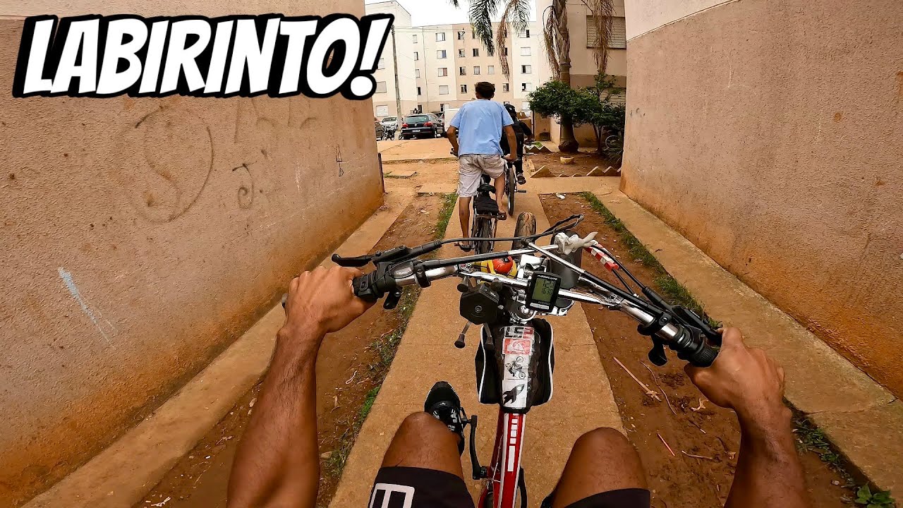 ENTRE BECOS E VIELAS NOS PREDIO DO CDHU!