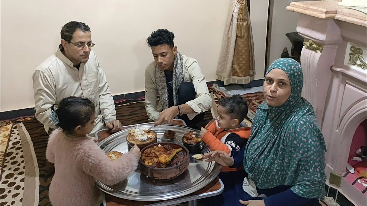 حصريا و لاول مرة👌 طبخ رأس العجل 🐮 كاملاً باللسان في حلة زمان😋