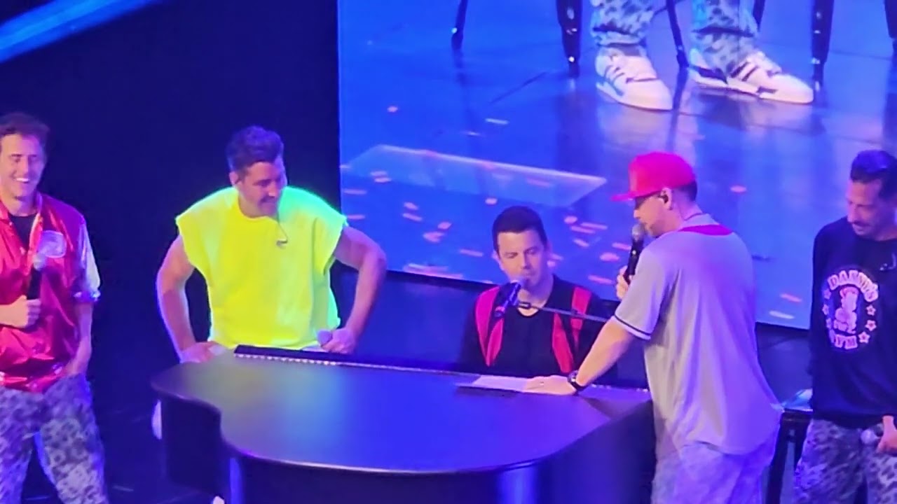 NKOTB Cruise - Concert Group B - Piano set Part 2