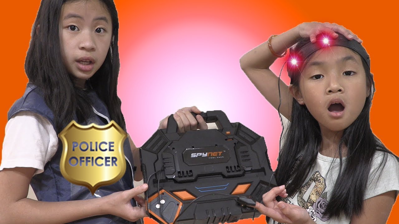 Pretend Play Police with Lie Detector Game