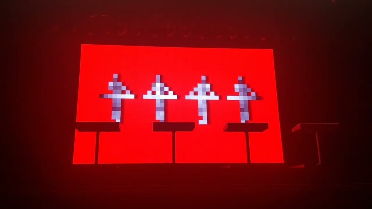 Kraftwerk: Intro (Veszprém 2023. 08. 09.)