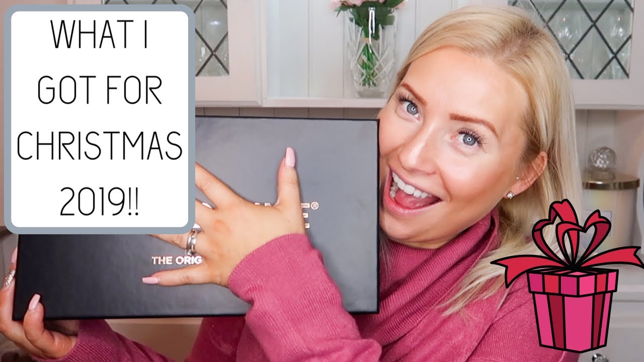 WHAT I GOT FOR CHRISTMAS 2019 | HAIR BEAUTY FASHION | BEING MRS DUDLEY