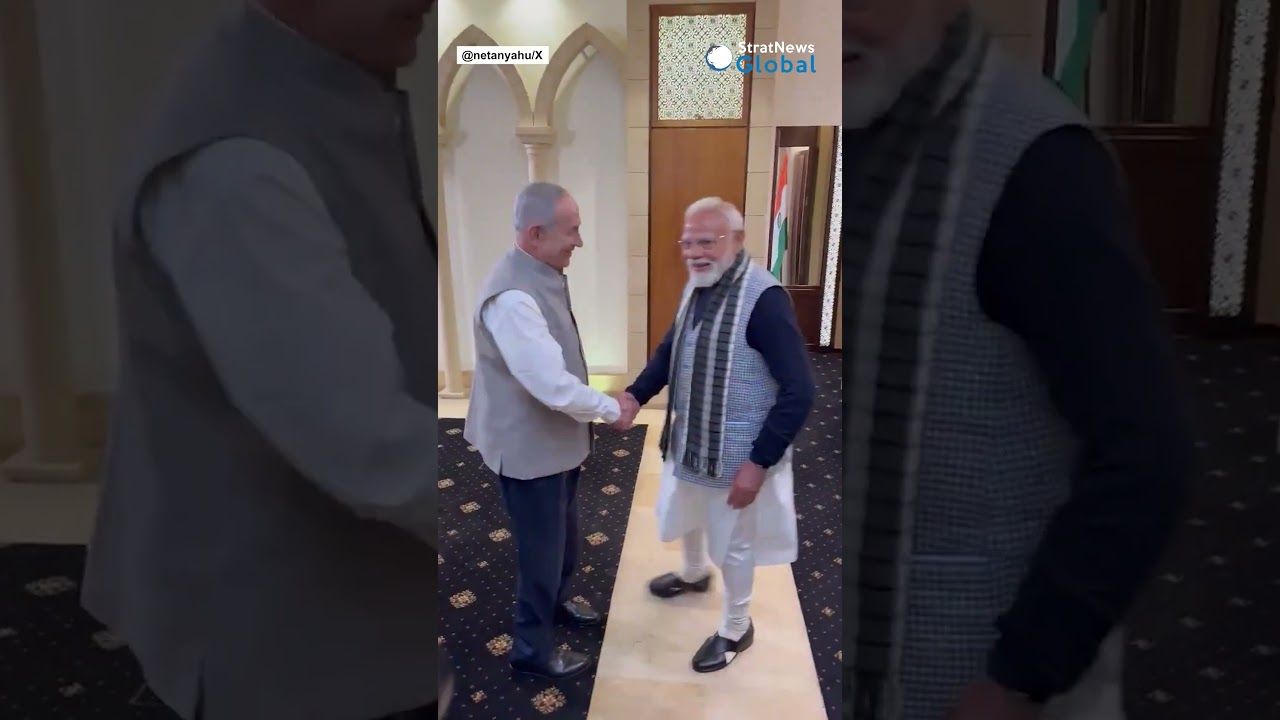 Israeli President Netanyahu welcomed PM Modi in traditional Indian attire ahead of joint dinner