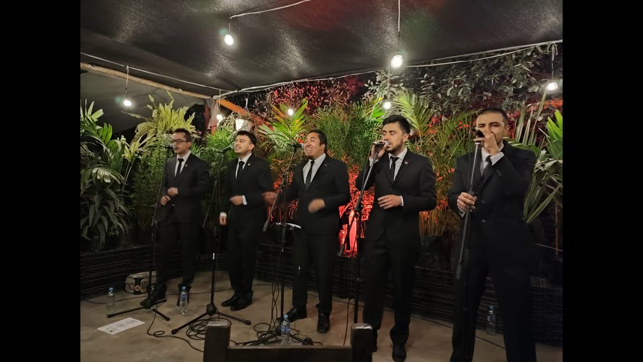 Don Novenio - Banda Vocal Tour22