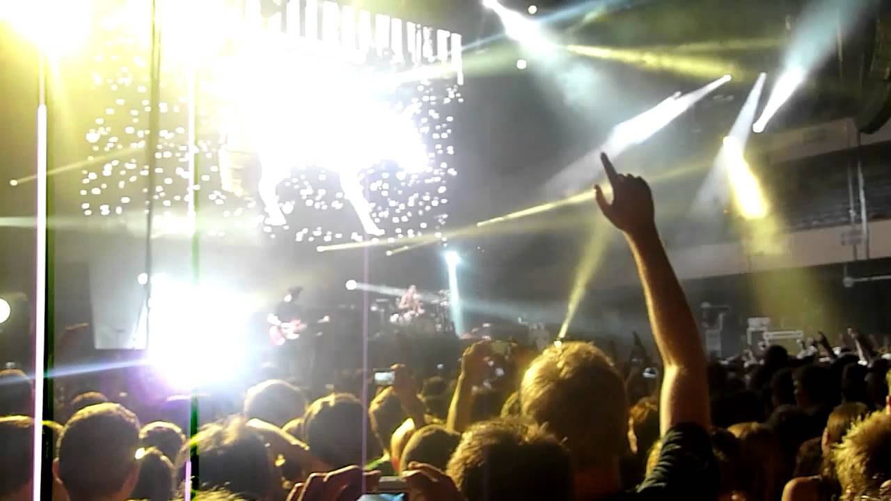 Blink 182 - Carousel live @ Festhalle Frankfurt 26.06.2012