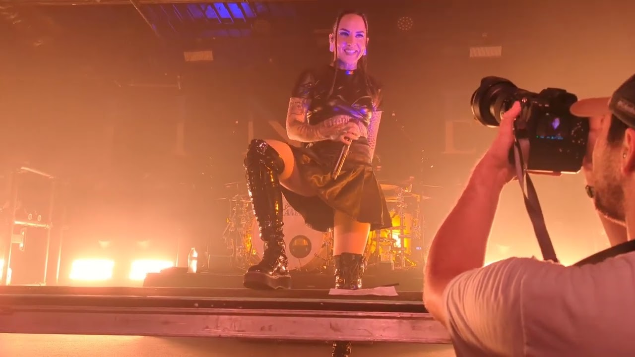 Jinjer - live - Perennial